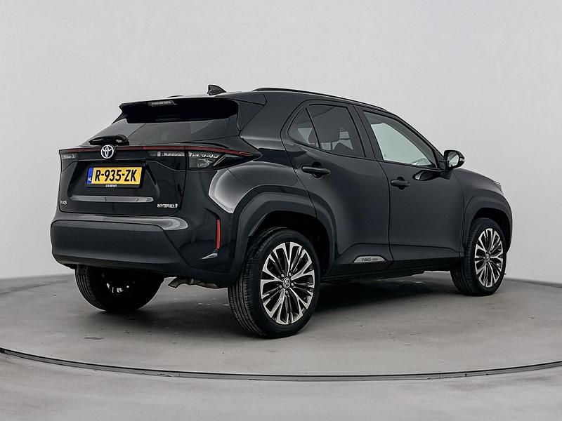 Occasion Toyota Yaris Cross Executive 116 PK (85 kW) 2023 Zwart SUV