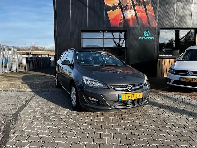 Occasion Opel Astra 2015 Grijs Stationwagen