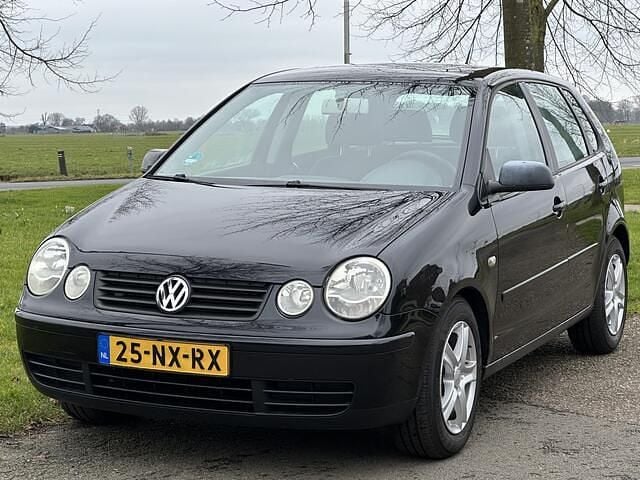 Occasion VW Polo 64 PK (47 kW) 2004 Zwart Hatchback