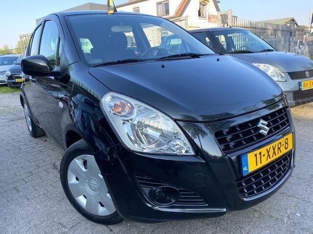 Zwart, metallic lak Gebruikt 2012 Suzuki Splash Comfort Hatchback | € 4.500 (Iets duurder) - Afbeelding 1/4
