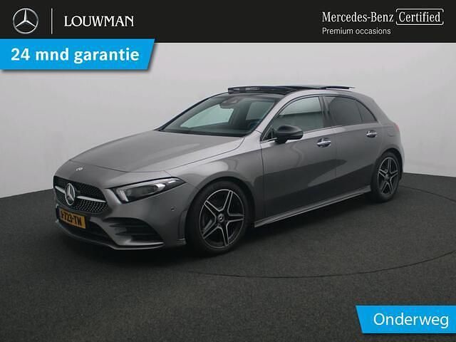 Grijs Occasion 2020 Mercedes A180 Business Hatchback | € 28.750 (Duur) - Afbeelding 1/4