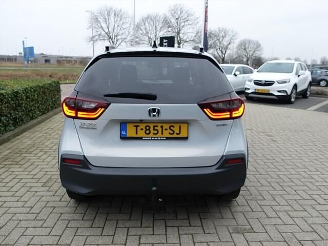 Occasion Honda Jazz Hybrid 98 PK (72 kW) 2022 Zilver Hatchback