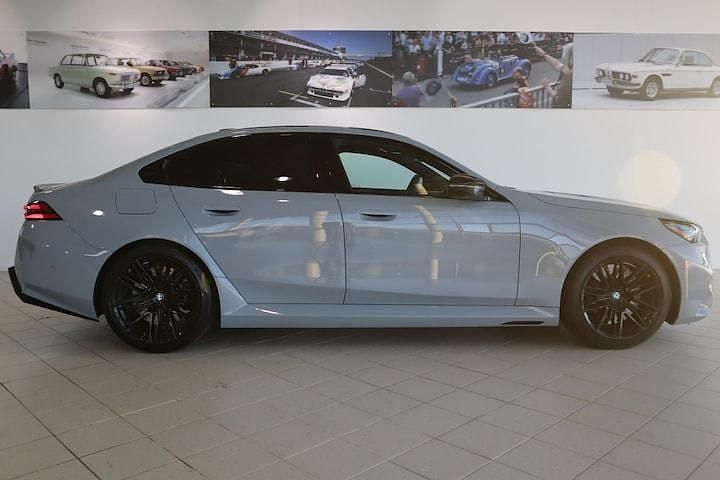 Occasion BMW M5 Comfort Edition 727 PK (534 kW) 2025 Grijs Sedan