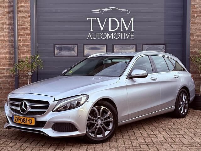 Grijs Occasion 2016 Mercedes C180 Prestige Stationwagen | € 10.495 (Goede deal) - Afbeelding 1/4