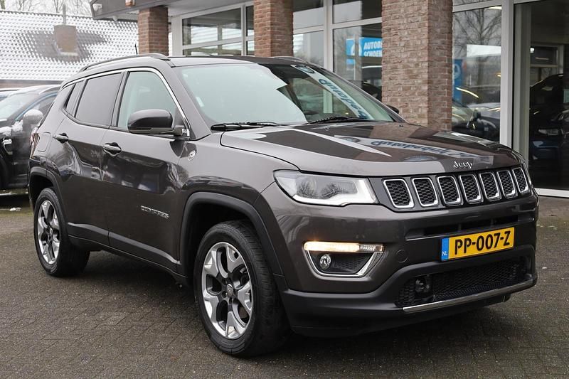 Occasion Jeep Compass Opening Edition 2017 Grijs SUV