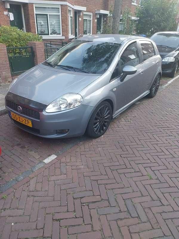 Zilver Gebruikt 2008 Fiat Punto Sport Hatchback | € 750 (Super prijs) - Afbeelding 1/3