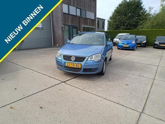 Blauw Gebruikt 2007 VW Polo Hatchback | € 3.550 (Eerlijke prijs) - Afbeelding 1/4