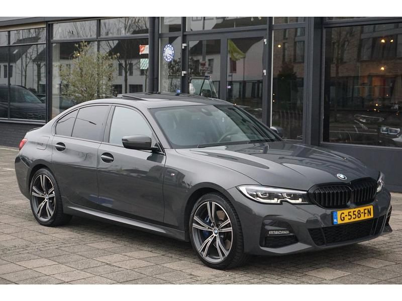 Occasion BMW 330 Executive 293 PK (215 kW) 2019 Grijs Sedan