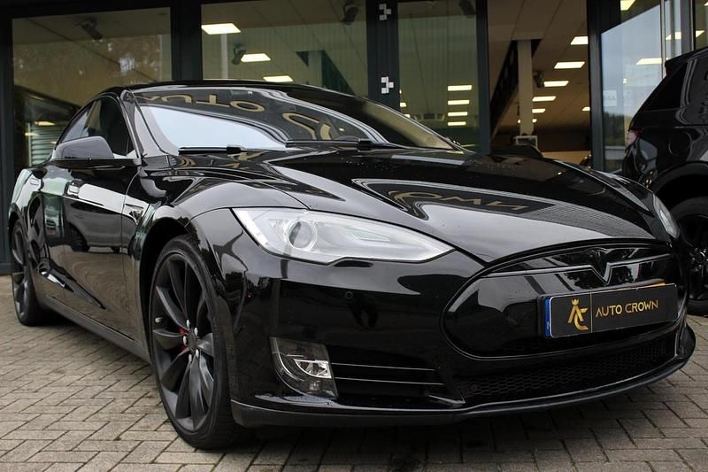 Zwart Gebruikt 2014 Tesla Model S Performance Hatchback | € 26.900 - Afbeelding 1/3