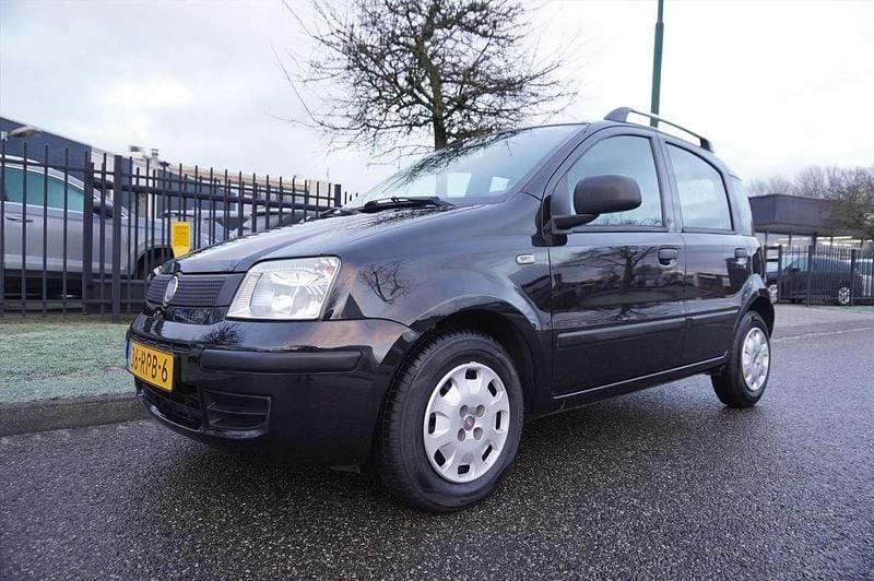 Zwart Occasion 2011 Fiat Panda Hatchback | € 2.945 (Goede deal) - Afbeelding 1/4