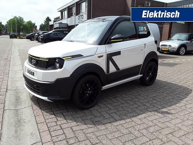 Wit Nieuw 2025 Ligier Myli Hatchback | € 23.420 - Afbeelding 1/4