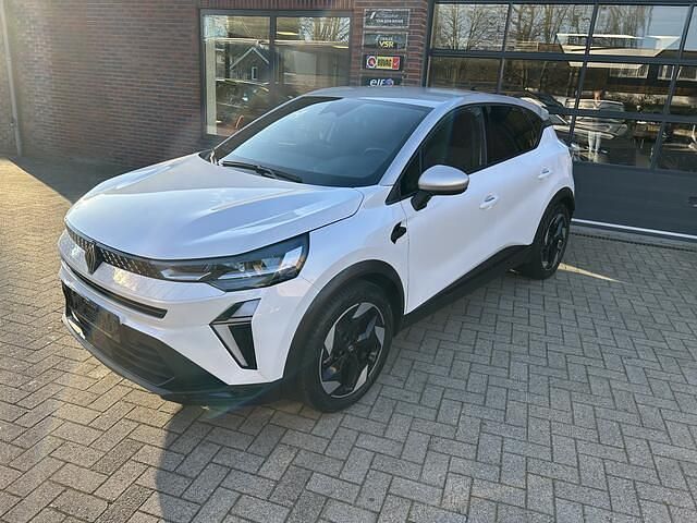 Wit (metallic) Occasion 2024 Renault Captur Techno SUV | € 28.750 (Iets duurder) - Afbeelding 1/4