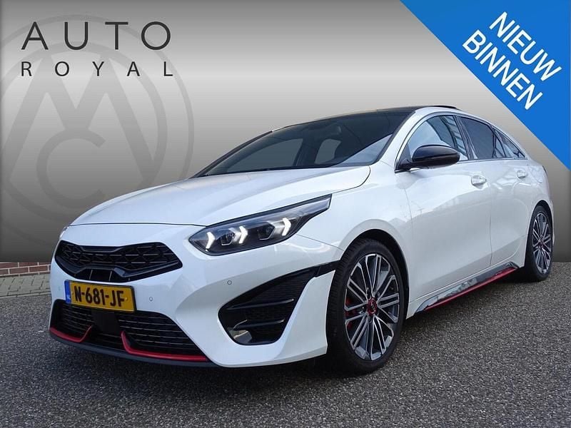Wit Gebruikt 2021 Kia ProCeed Stationwagen | € 21.995 (Eerlijke prijs) - Afbeelding 1/4