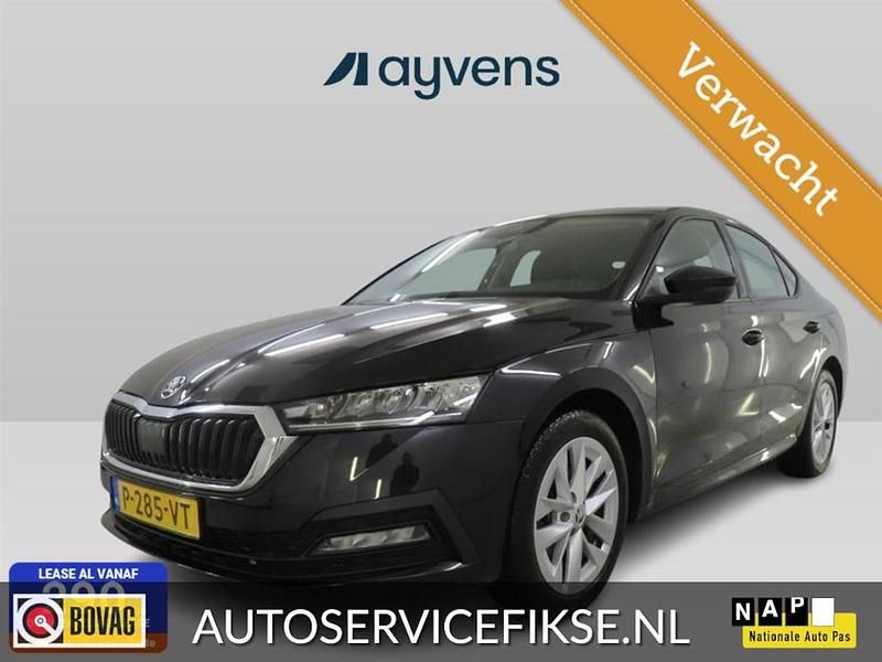 Occasion Skoda Octavia Ambition 2022 Zwart Hatchback