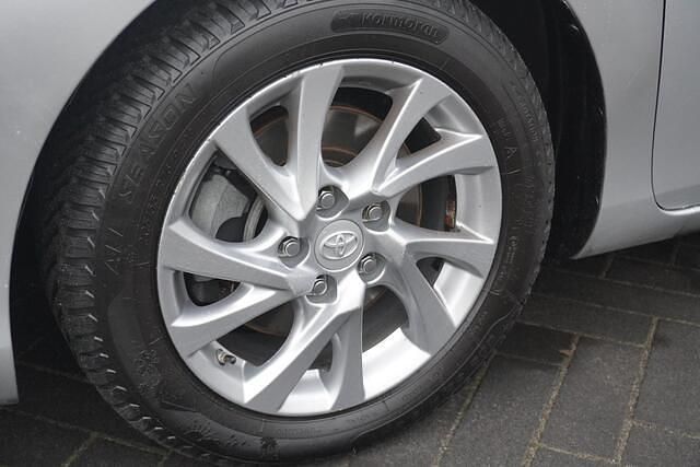 Occasion Toyota Auris Touring Sports Business Edition 99 PK (72 kW) 2016 Grijs Stationwagen