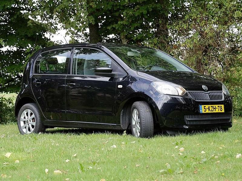 Zwart Gebruikt 2013 Skoda Citigo Hatchback | € 4.499 (Eerlijke prijs) - Afbeelding 1/4