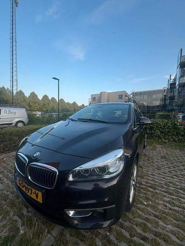Gebruikt 2015 BMW 218 Stationwagen | € 5.999 - Afbeelding 1/4