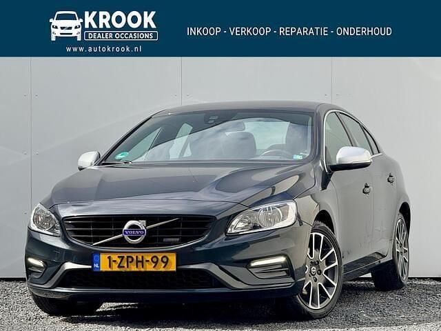 Grijs Gebruikt 2015 Volvo S60 R-Design Sedan | € 13.400 (Eerlijke prijs) - Afbeelding 1/4
