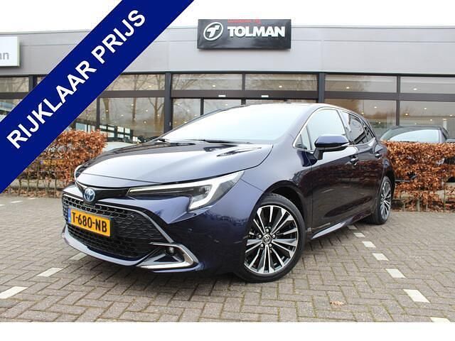 Blauw Occasion 2023 Toyota Corolla Edition Hatchback | € 29.950 (Duur) - Afbeelding 1/4