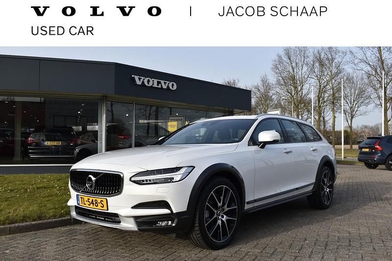 Occasion Volvo V90 CC Pro 252 PK (185 kW) 2017 Wit Stationwagen