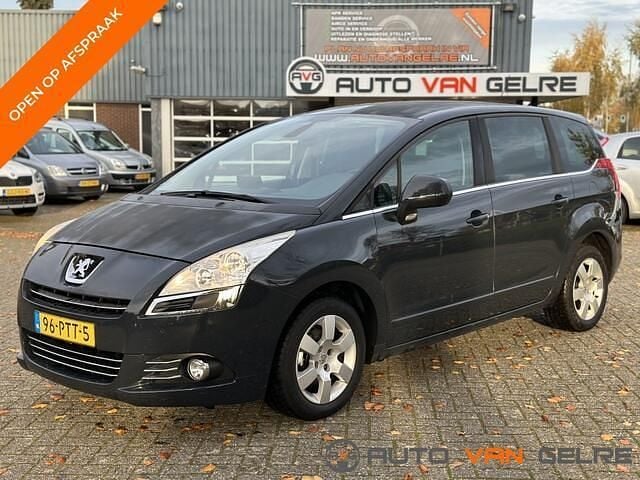 Grijs Gebruikt 2011 Peugeot 5008 MPV | € 2.499 (Iets duurder) - Afbeelding 1/4