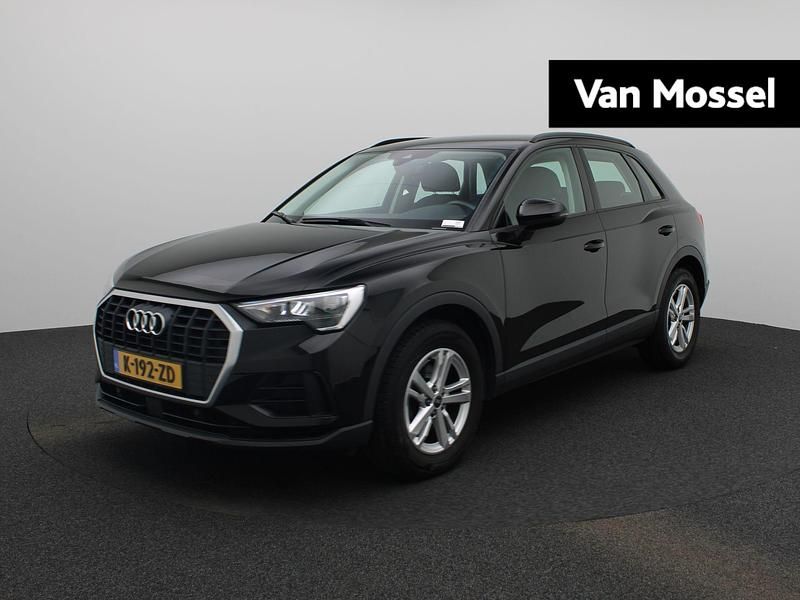 Zwart Gebruikt 2021 Audi Q3 Proline SUV | € 27.400 (Goede deal) - Afbeelding 1/4