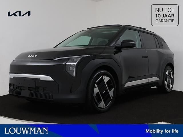 Zwart Nieuw 2025 Kia EV3 4 SUV | € 43.826 (Eerlijke prijs) - Afbeelding 1/4