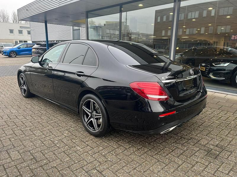 Occasion Mercedes E300 AMG line 2026 Zwart Sedan