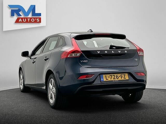 Occasion Volvo V40 Kinetic 123 PK (90 kW) 2017 Blauw Hatchback