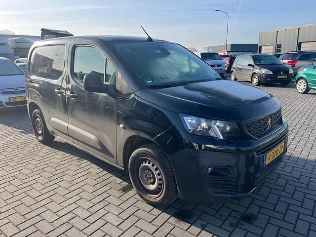 Zwart (metallic) Occasion 2019 Peugeot Partner MPV | € 3.950 (Super prijs) - Afbeelding 1/4