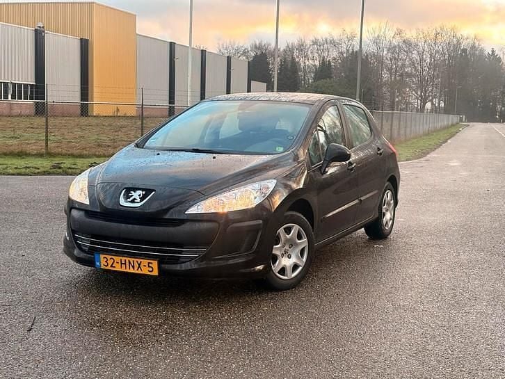 Occasion 2009 Peugeot 308 | € 1.750 (Goede deal) - Afbeelding 1/4