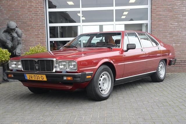 Rood Gebruikt 1982 Maserati Quattroporte Sedan | € 29.500 - Afbeelding 1/4