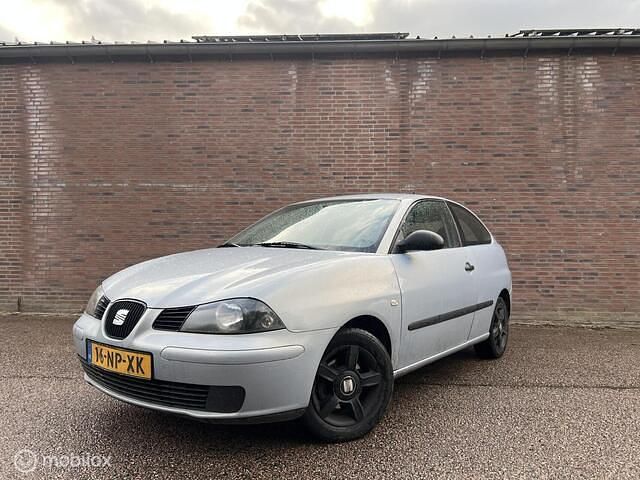 Blauw Gebruikt 2004 Seat Ibiza Sport Hatchback | € 450 (Super prijs) - Afbeelding 1/4