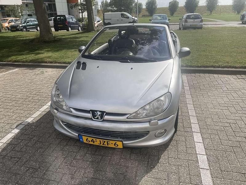 Grijs Gebruikt 2002 Peugeot 206 Cabriolet | € 950 (Super prijs) - Afbeelding 1/4