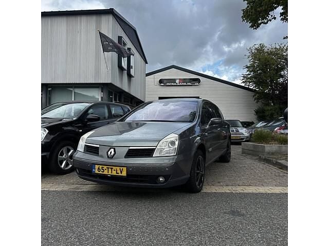 Grijs Gebruikt 2007 Renault Vel Satis Exception Hatchback | € 1.495 - Afbeelding 1/4