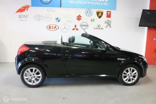 Zwart Gebruikt 2007 Opel Tigra Sport Cabriolet | € 2.800 (Eerlijke prijs) - Afbeelding 1/4
