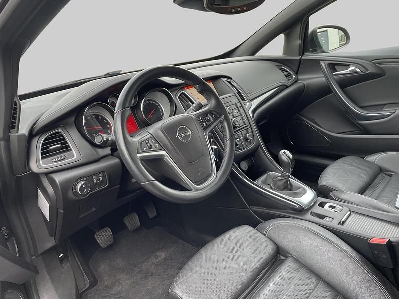 Occasion Opel Cascada Cosmo 141 PK (103 kW) 2015 Zwart Cabriolet