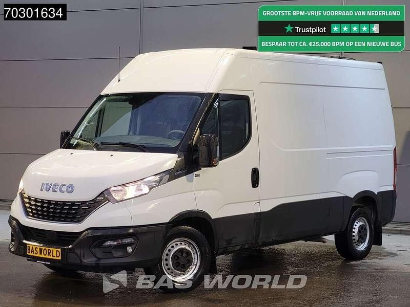 Wit Gebruikt 2020 Iveco Daily Van | € 15.900 (Goede deal) - Afbeelding 1/3