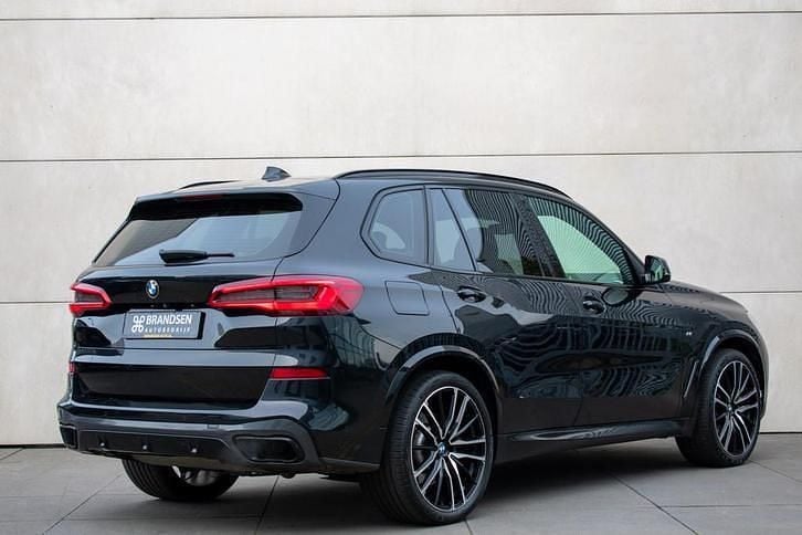 Occasion BMW X5 Executive 267 PK (196 kW) 2019 Zwart (metallic) SUV