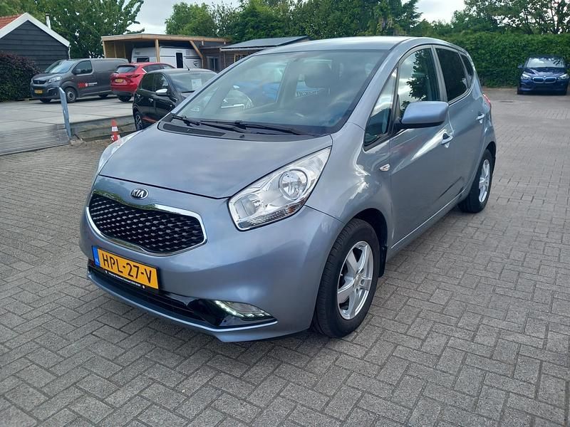 Occasion Kia Venga 124 PK (91 kW) 2019 Grijs Hatchback