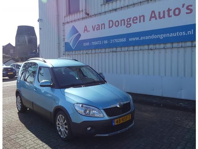 Occasion Skoda Roomster 105 PK (77 kW) 2010 Blauw (metallic) MPV