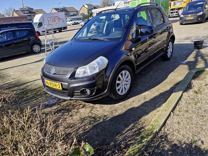 Zwart Occasion 2011 Suzuki SX4 Limited MPV | € 4.450 (Super prijs) - Afbeelding 1/4