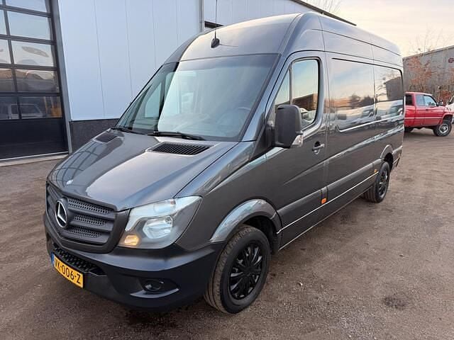 Grijs Occasion 2014 Mercedes 316 Van | € 8.450 (Goede deal) - Afbeelding 1/4