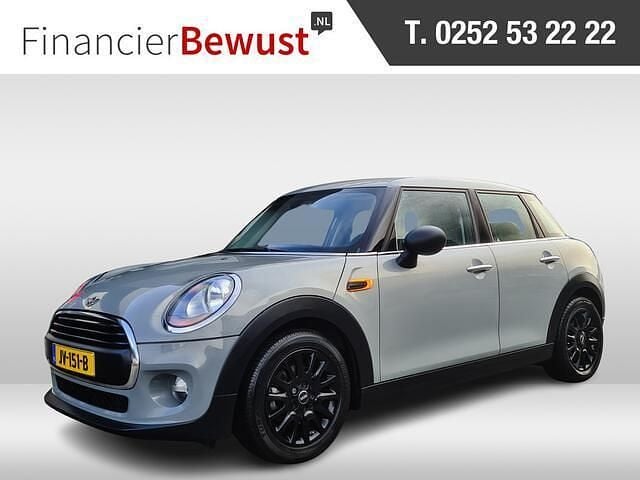 Grijs Gebruikt 2016 Mini ONE Business Hatchback | € 9.900 (Eerlijke prijs) - Afbeelding 1/4