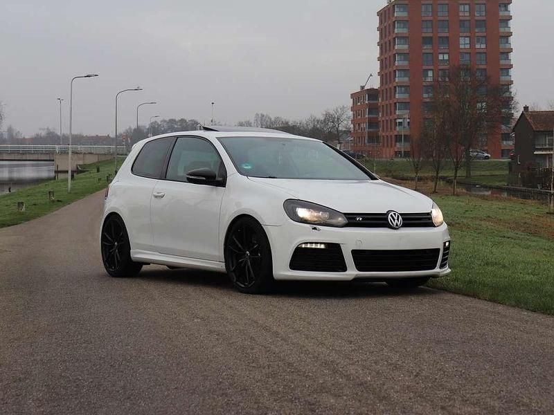Gebruikt 2010 VW Golf R Stationwagen | € 11.000 (Goede deal) - Afbeelding 1/4
