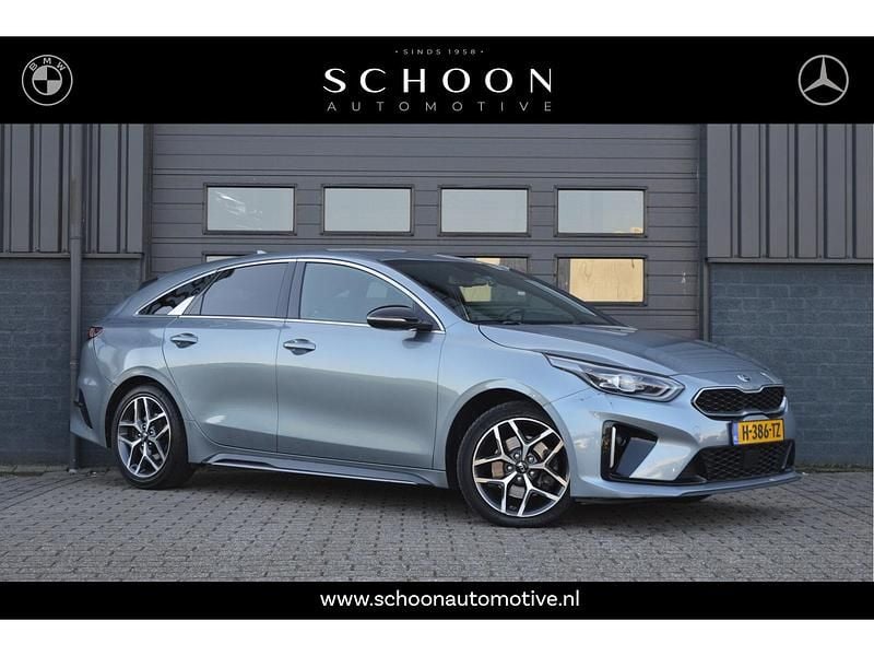 Grijs, metallic lak Gebruikt 2019 Kia ProCeed GT-Line Hatchback | € 17.950 (Super prijs) - Afbeelding 1/3