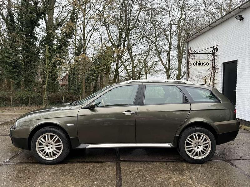 Occasion Alfa Romeo 156 Distinctive 150 PK (110 kW) 2006 Bruin Stationwagen