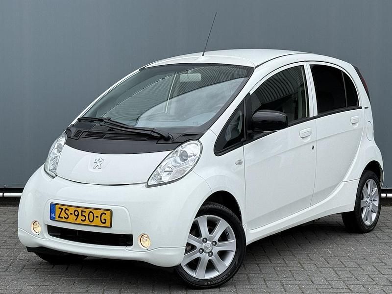 Occasion Peugeot iON Active 49 kW (67 PK) 2019 Wit Hatchback