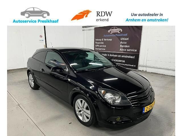 Zwart Gebruikt 2008 Opel Astra GTC Business Hatchback | € 2.495 (Goede deal) - Afbeelding 1/4