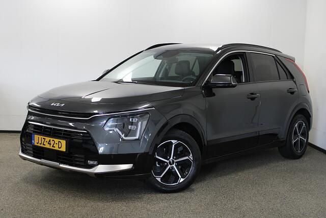 Grijs Gebruikt 2025 Kia Niro SUV | € 30.950 - Afbeelding 1/4